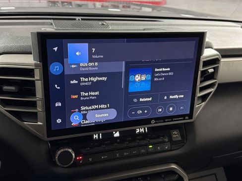 Used 2022 Toyota Tundra Limited w/ TRD Off-Road Package image 18