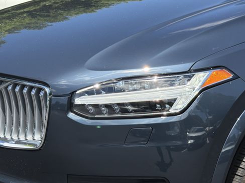 Certified 2025 Volvo XC90 B5 Plus w/ Protection Package Premier AWD/4WD image 6