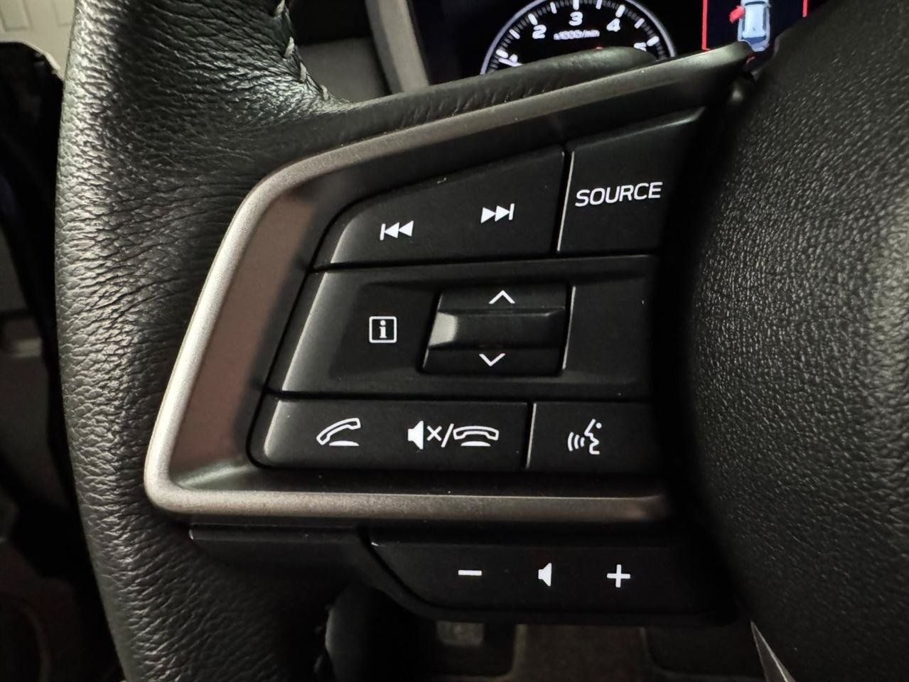 Used 2024 Subaru Outback Limited AWD/4WD image 16