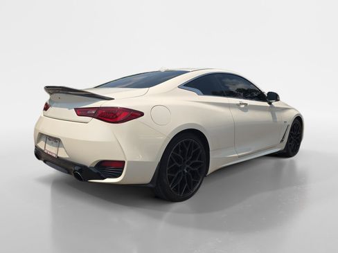 Used 2018 INFINITI Q60 3.0t Luxe w/ Sensory Package 3.0T Luxe AWD/4WD image 6