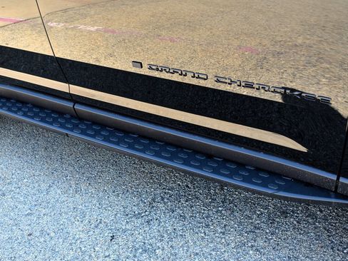 New 2025 Jeep Grand Cherokee L Altitude image 7