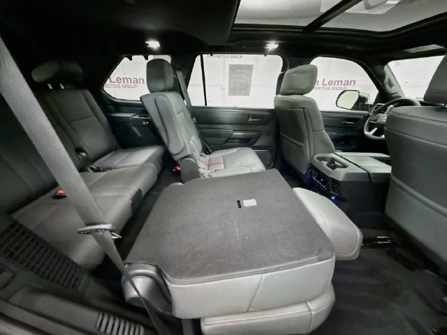 Used 2026 Toyota Sequoia Capstone AWD/4WD image 29