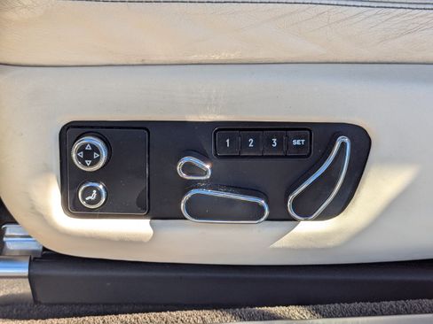 Used 2013 Bentley Continental GT image 23