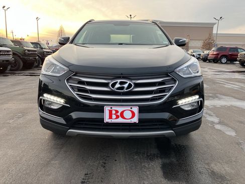 Used 2017 Hyundai Santa Fe Sport image 1