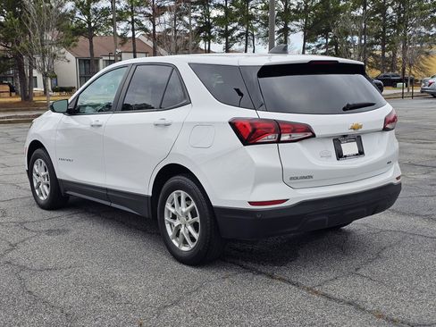 Used 2023 Chevrolet Equinox LS image 60