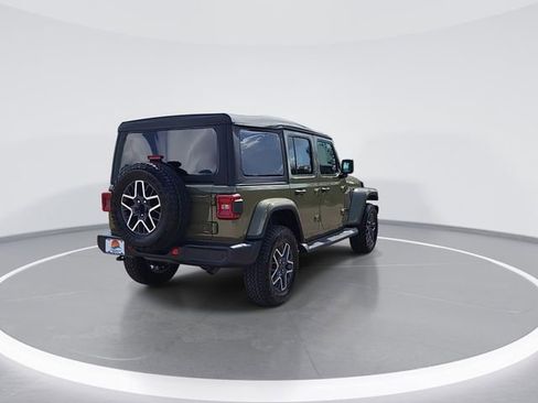 New 2026 Jeep Wrangler Unlimited Sahara AWD/4WD image 7