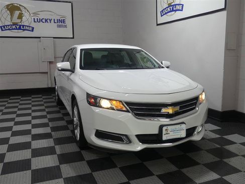 Used 2015 Chevrolet Impala LT w/ Convenience Package FWD image 5