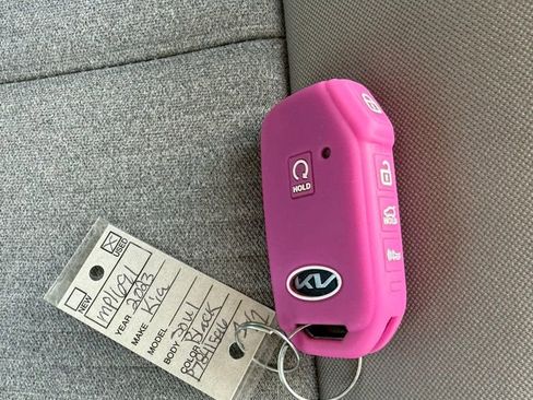 Used 2023 Kia Soul EX image 29