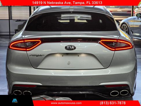 Used 2018 Kia Stinger RWD image 13