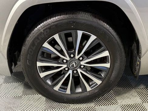 Used 2024 Lexus LX 600 4WD w/ Premium Package image 10