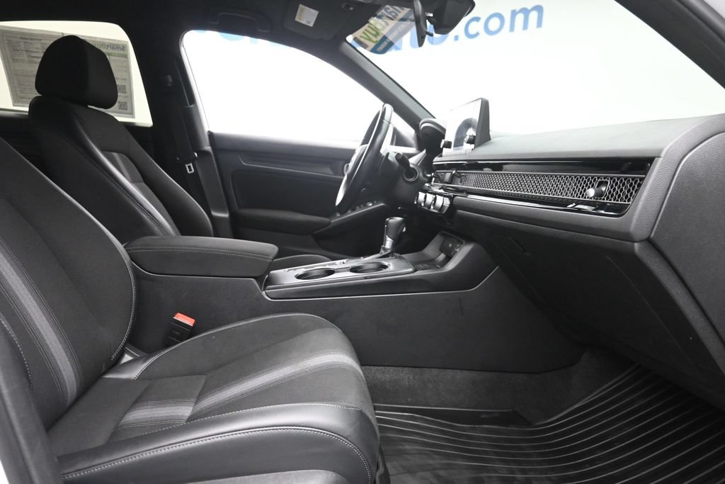 Used 2022 Honda Civic Sport image 9