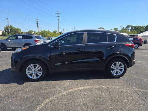Used 2018 Kia Sportage LX w/ LX Popular Package image 5