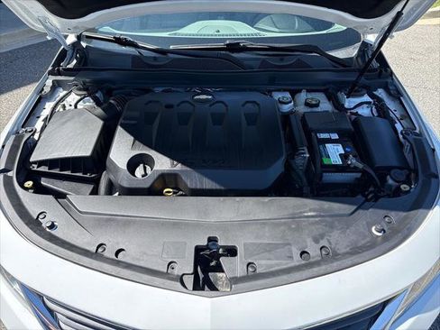 Used 2019 Chevrolet Impala LS FWD image 25