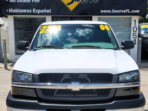 Used 2004 Chevrolet Silverado 1500 W/T RWD image 3