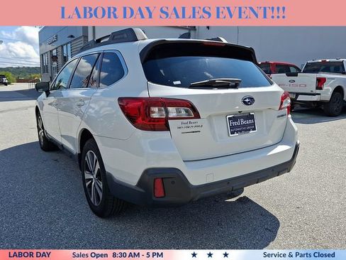 Used 2018 Subaru Outback 2.5i Limited AWD/4WD image 8