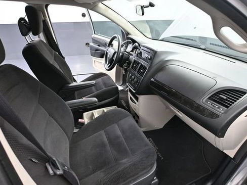 Used 2014 Dodge Grand Caravan SE w/ Quick Order Package 29E SE FWD image 43