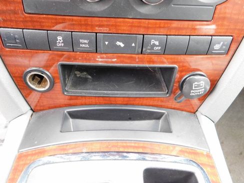 Used 2006 Jeep Grand Cherokee Limited AWD/4WD image 15