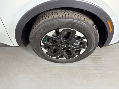 New 2026 Kia Sorento S image 10