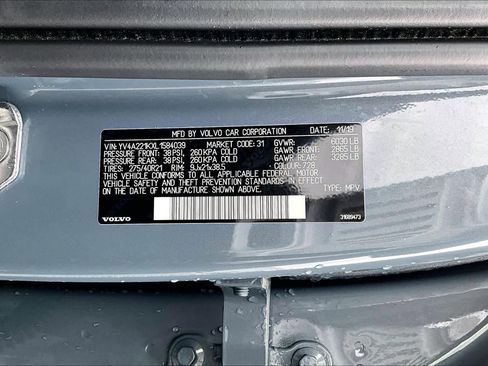 Used 2020 Volvo XC90 T6 Momentum w/ Protection Package Premier image 36