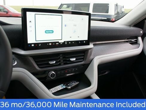 New 2026 Ford Explorer Platinum w/ LUX Leather Package AWD/4WD image 24