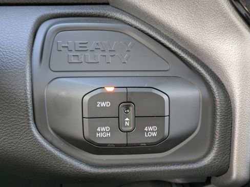 New 2026 RAM 2500 Big Horn AWD/4WD image 30