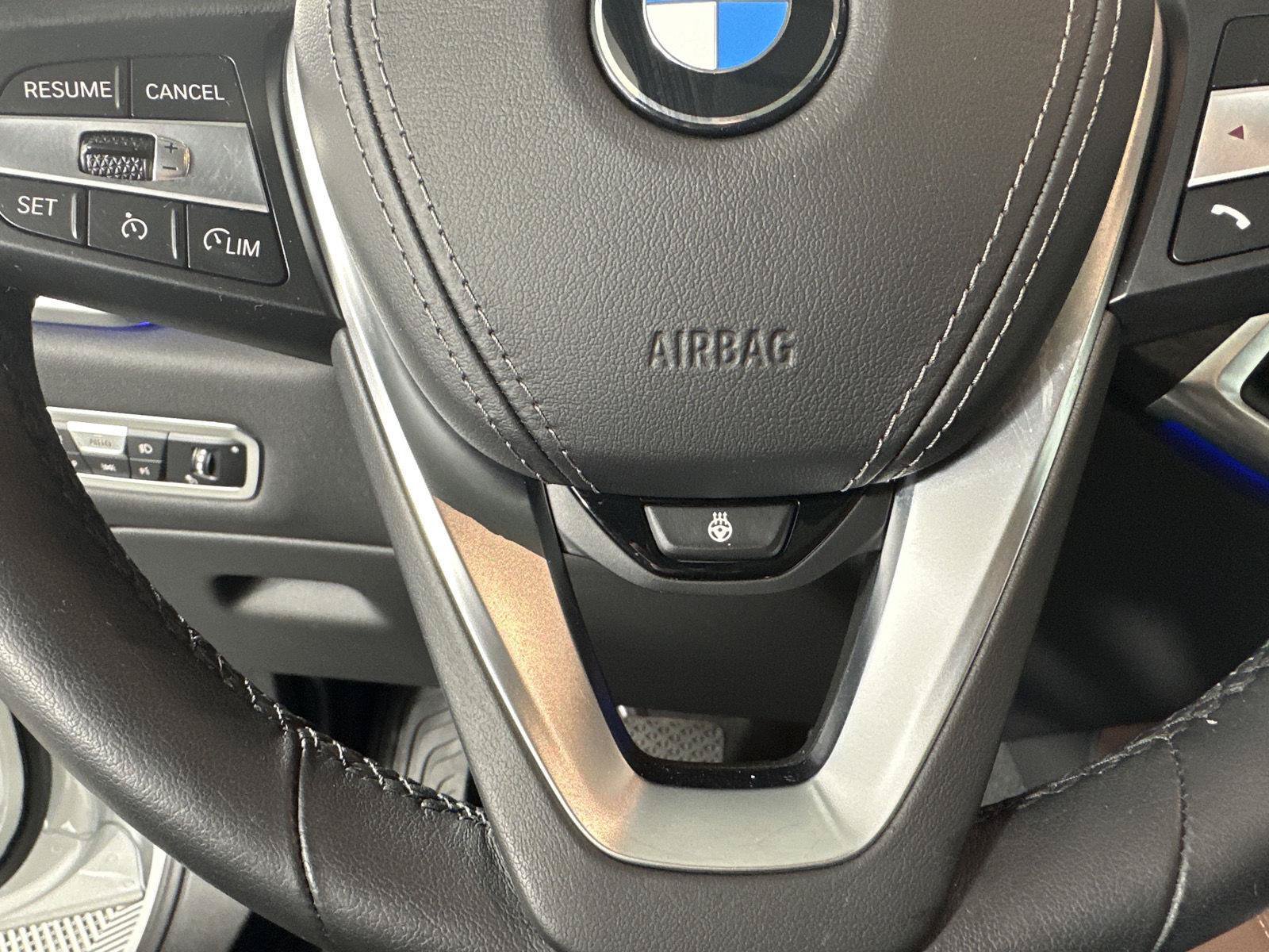 Used 2020 BMW X5 xDrive40i w/ Premium Package AWD/4WD image 11
