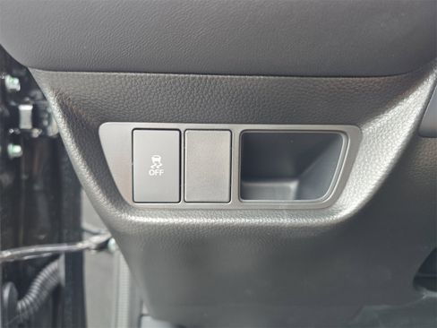 New 2026 Honda HR-V LX image 21