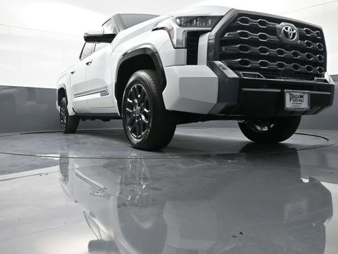 New 2024 Toyota Tundra Platinum image 28