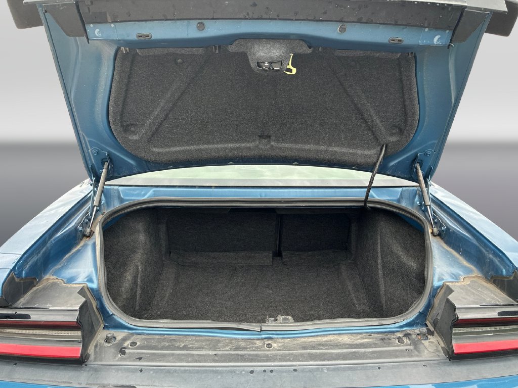 Used 2023 Dodge Challenger SXT RWD image 18
