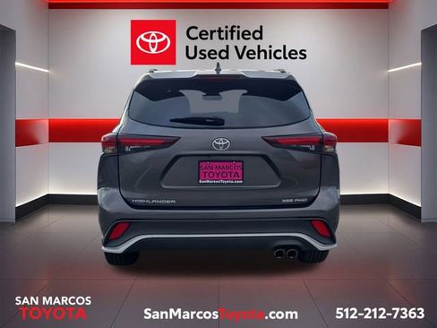 Used 2025 Toyota Highlander XSE image 6