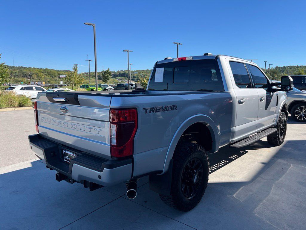 Used 2022 Ford F350 Lariat w/ Tremor Off-Road Package AWD/4WD image 20
