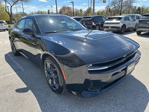 New 2026 Dodge Charger R/T AWD/4WD image 4