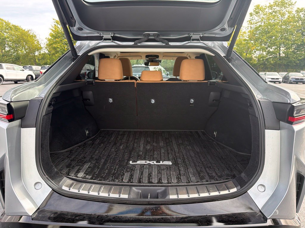 Used 2025 Lexus RZ 300e w/ Accessory Package (2T) FWD image 21