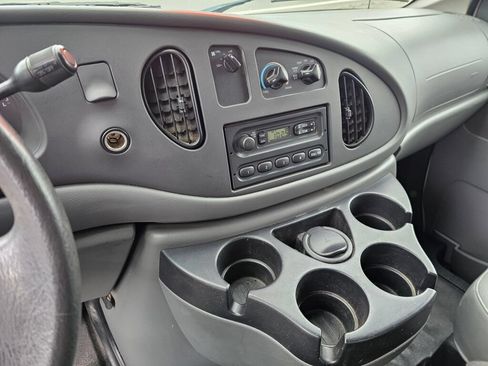 Used 2008 Ford E-150 and Econoline 150 RWD image 24