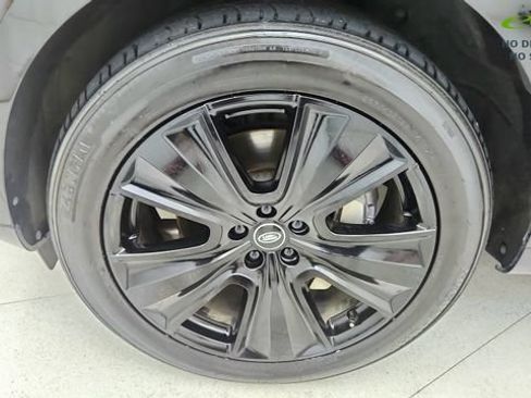 Used 2024 Land Rover Range Rover SE AWD/4WD image 55