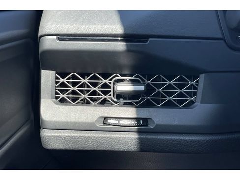 Used 2023 Honda Accord EX image 28