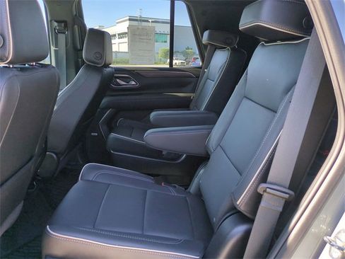 Used 2024 Chevrolet Tahoe Premier w/ Premium Package image 14