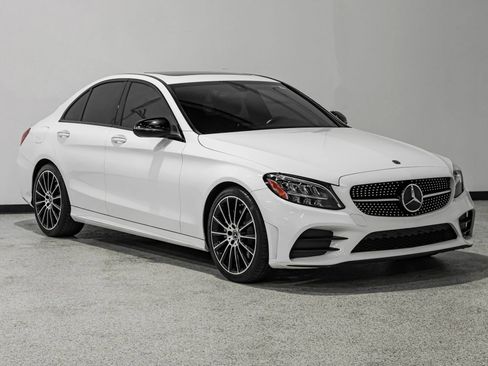 Used 2021 Mercedes-Benz C 300 Sedan image 4