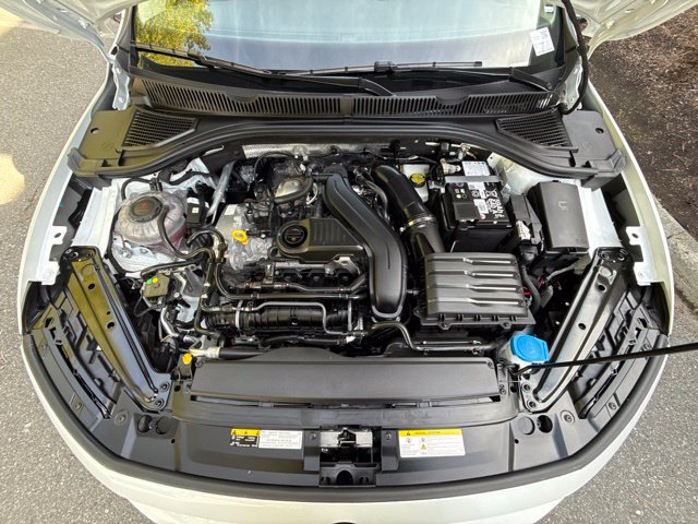 Used 2025 Volkswagen Jetta SEL FWD image 20
