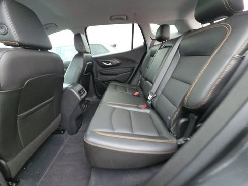 Used 2021 GMC Terrain SLT w/ LPO, Floor Liner Package AWD/4WD image 4