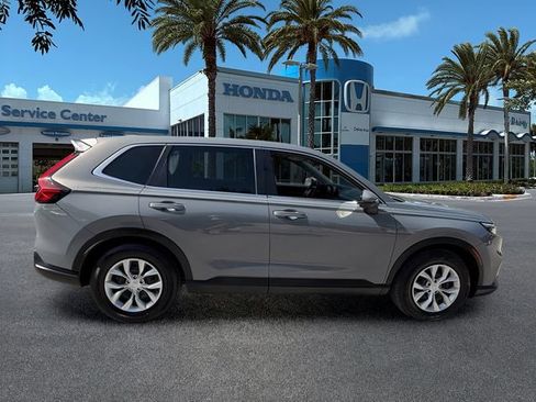 Used 2024 Honda CR-V LX image 7