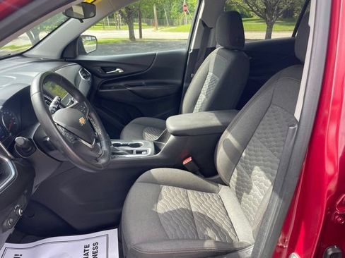 Used 2019 Chevrolet Equinox LT FWD image 14