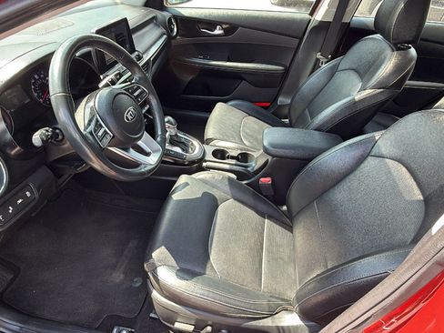 Used 2019 Kia Forte EX w/ Option Group 020 FWD image 16