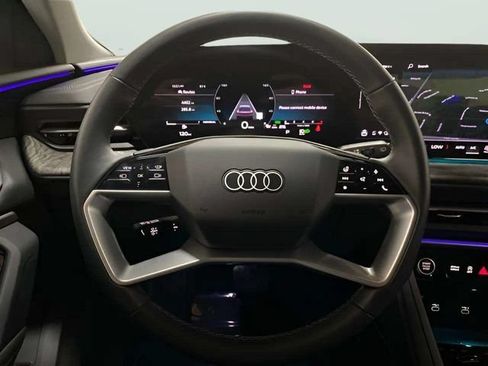 Used 2025 Audi Q5 Premium Plus w/ Premium Plus AWD/4WD image 18
