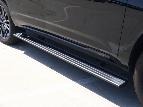 Certified 2025 Cadillac Escalade Sport Platinum AWD/4WD image 14