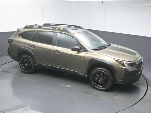 Certified 2025 Subaru Outback Wilderness AWD/4WD image 43