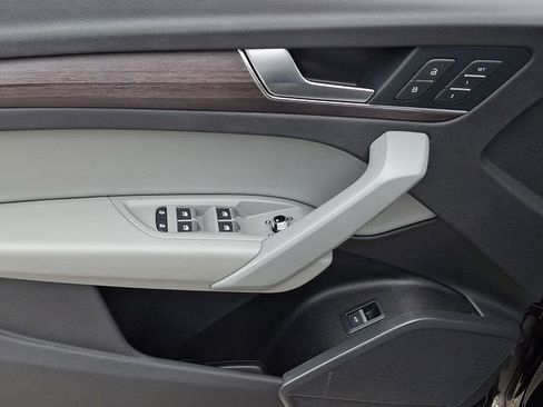 Used 2021 Audi Q5 2.0T Premium image 21