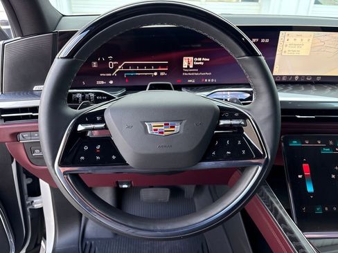 Certified 2025 Cadillac Escalade Sport w/ Touring Package image 24