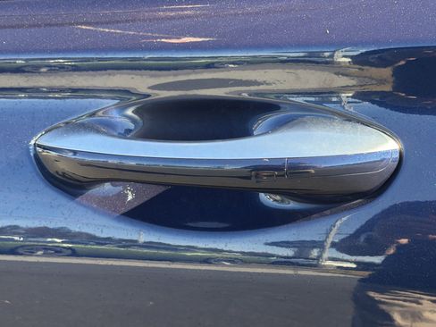 Used 2022 Hyundai Santa Fe SEL w/ Convenience Package image 35