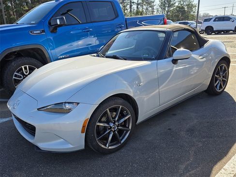 Used 2016 MAZDA MX-5 Miata Grand Touring image 3